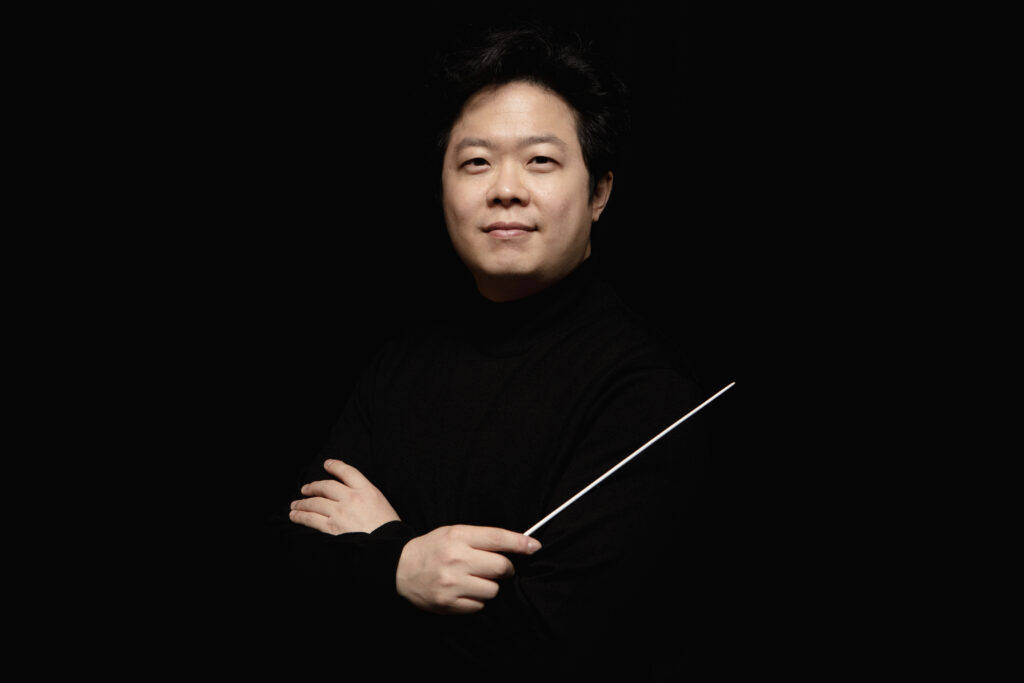 Welcome on board to the young and talented conductor June-Sung Park!